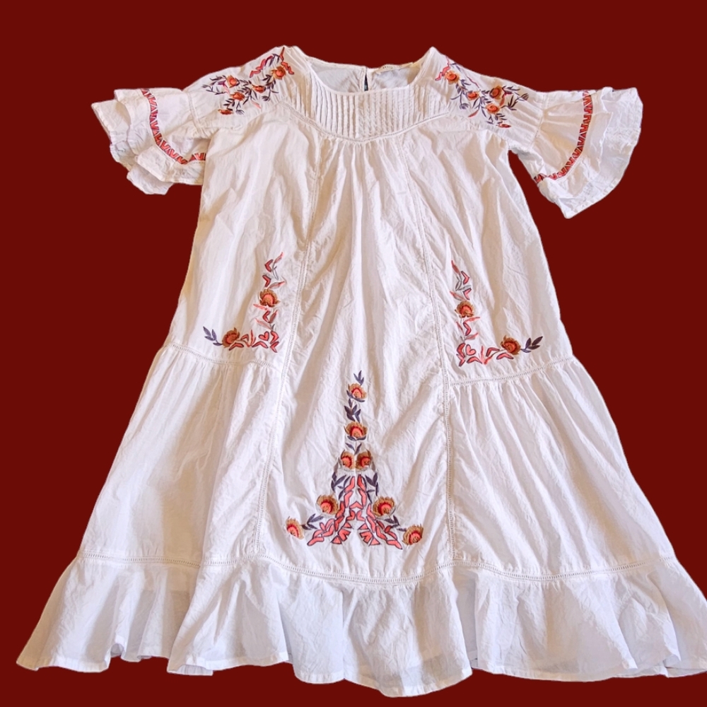 Brass and Roe white cotton floral embroidered cottagecore midi dress,‎ size L